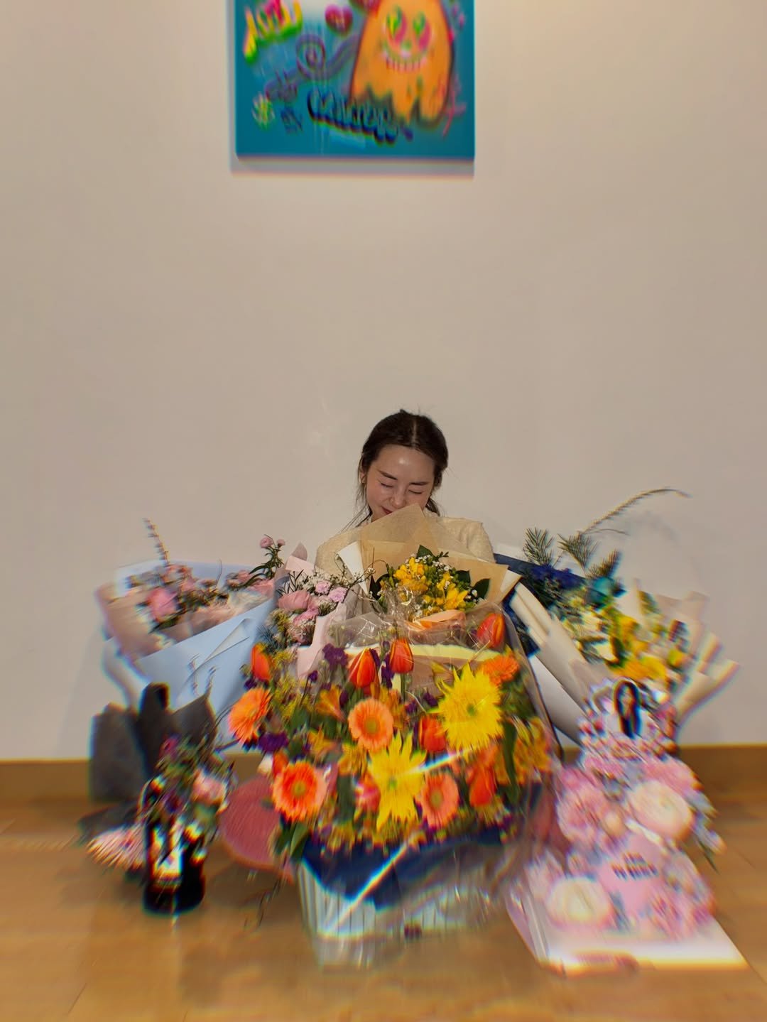 Photo by 안소희 on February 23, 2026. May be an image of bouquet, flower arrangement, prairie gentian, baby's-breath, carnation and text.
