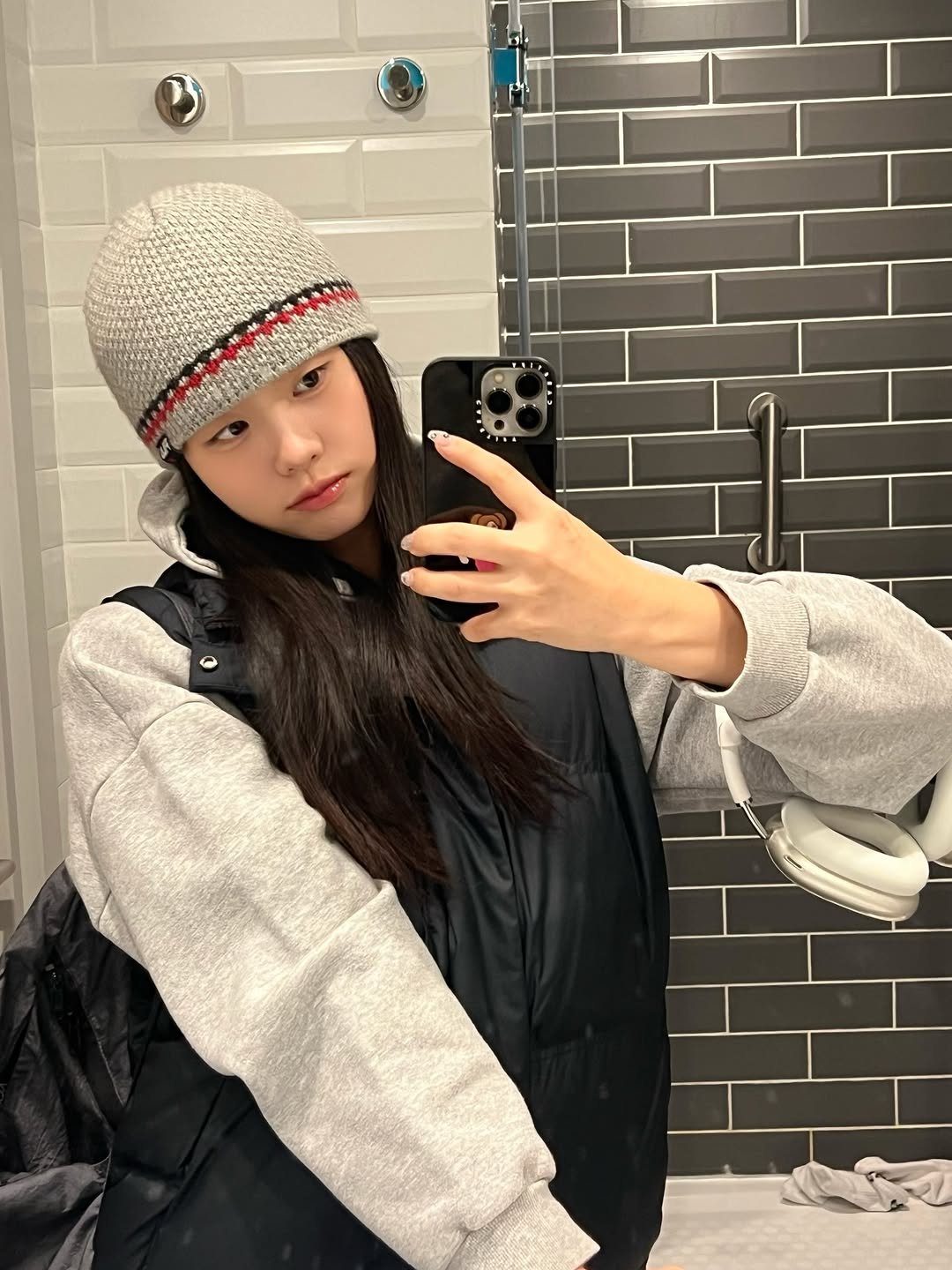 sson_da 게시물 이미지: 2025📥
여러가지 잘하고픈 맘에 놓친것도 많고
아쉬움도 많지만 그만큼 이뤄낸 것도...