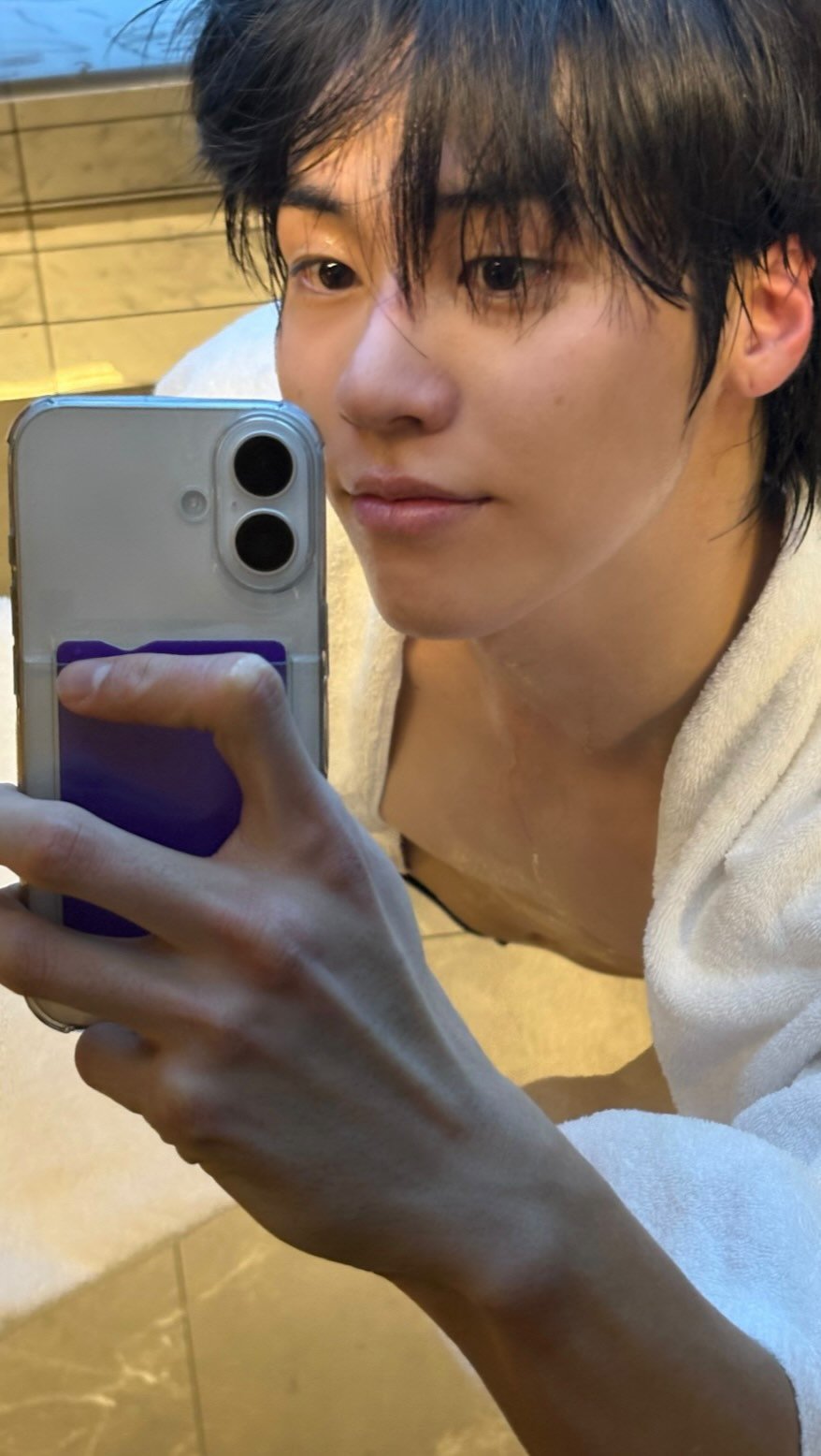 sssn9_zzzn9 게시물 이미지: White chocolate 458 kcal. Run like this in Helsinki