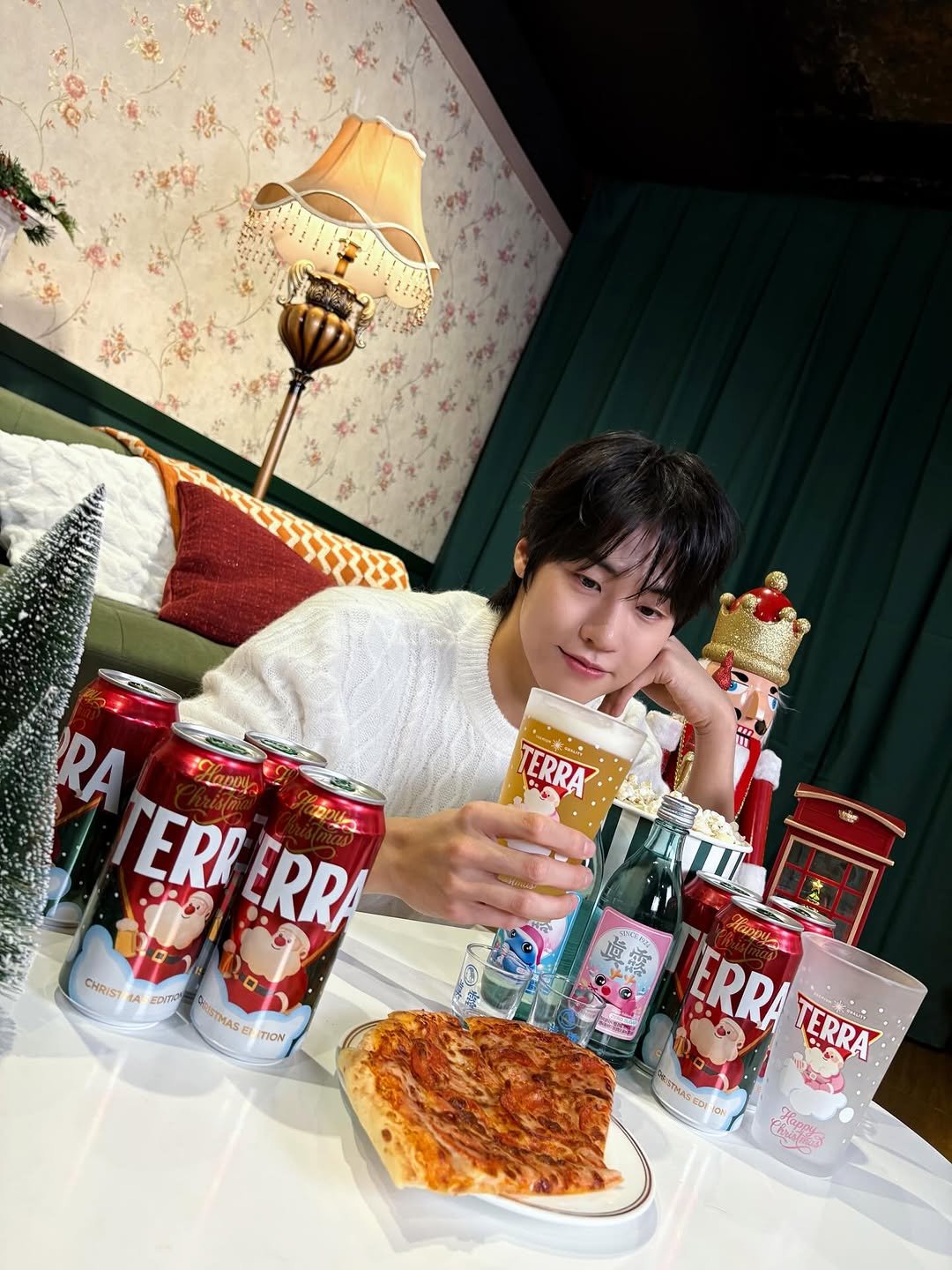 Photo shared by 이승협 on December 17, 2025 tagging @official.terra.kr, and @official.jinro. May be an image of text.