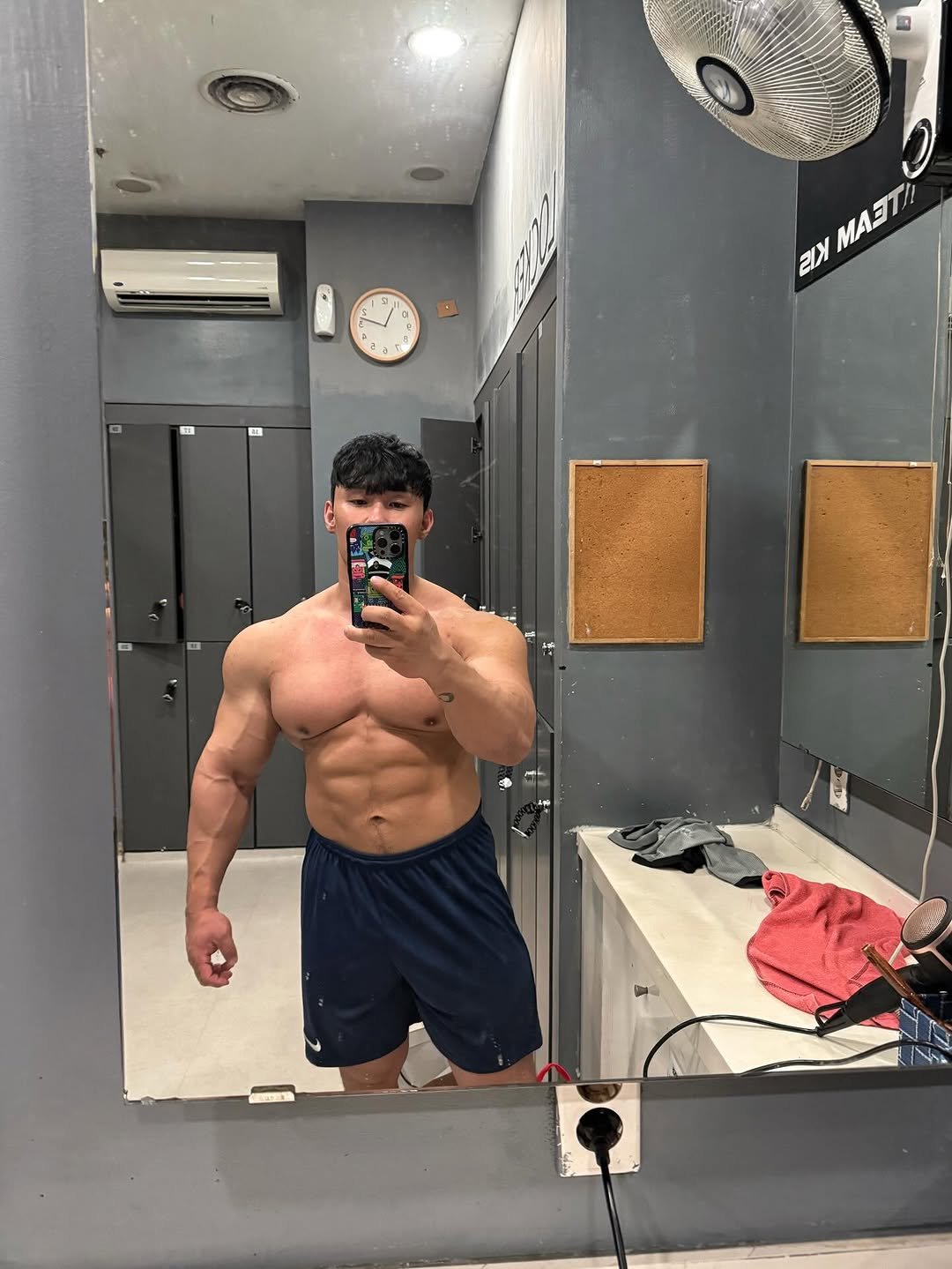 ssssize_ 게시물 이미지: 주말간 대전에서 원정뛰고
바로 팀키스 직행🦍🔥
찢어질듯한 고통 🔥💦