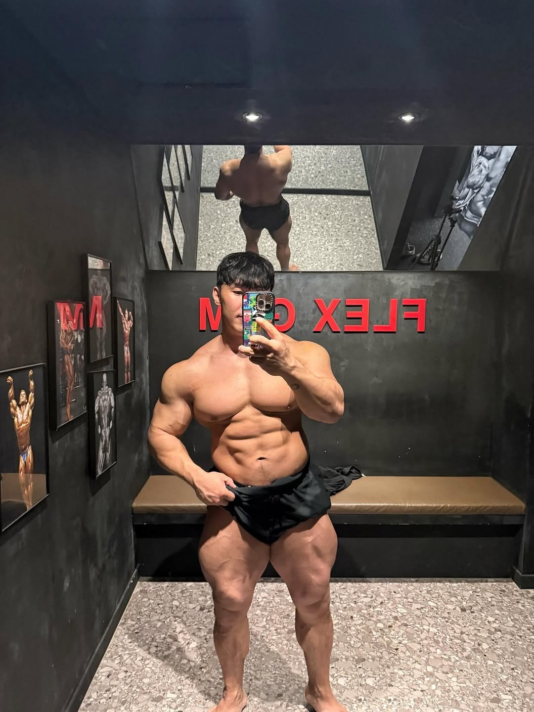 ssssize_ 게시물 이미지: 살포시 다이어트중🦍🔥