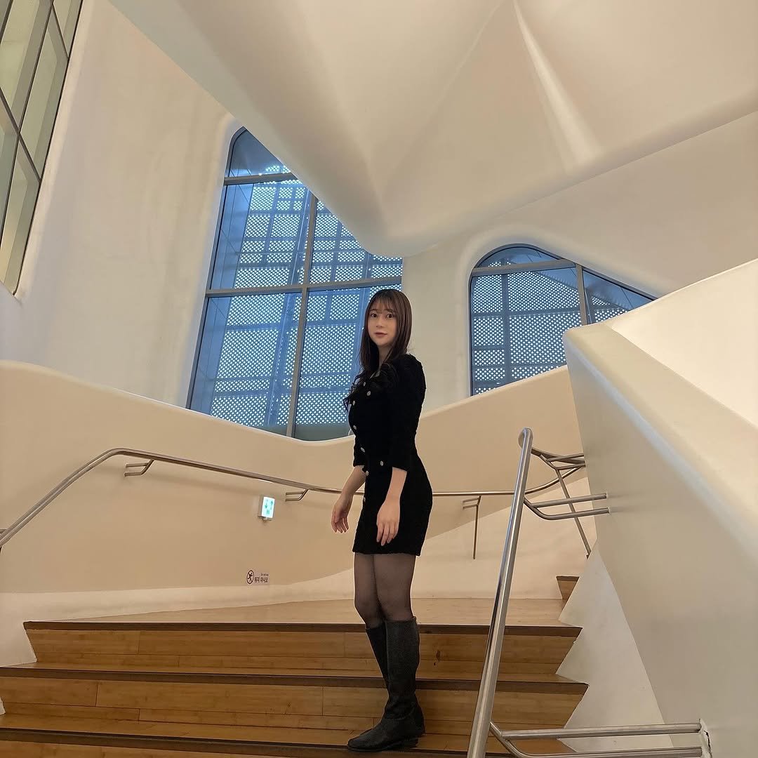 ssumi.lee 게시물 이미지: 2025년도 마지막 선물 멜클💚
소중한 사람들이 서울까지 와줘서 너무 뜻 깊은...