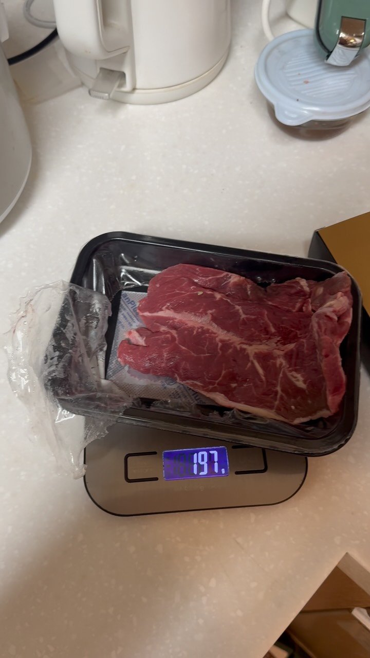 ssung_nutrition_ 게시물 이미지: 그람수 강박 변태 헬창들 조용히 개추하고 가.
내 소고기 3g 존말할때 가져와😡