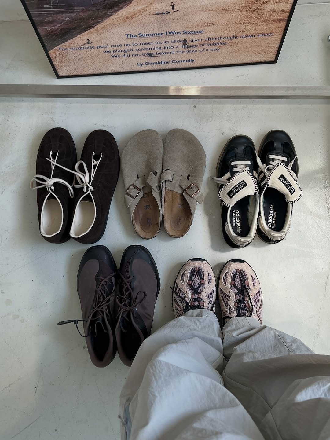 Photo by Euisun Sim 심의선 on October 23, 2025. May be an image of espadrilles, sandals and text.