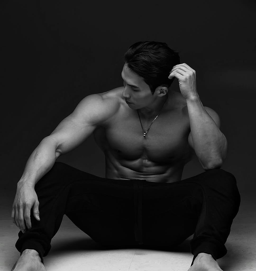 ssxngmxn 게시물 이미지: ⠀
옳음 보단 친절함으로

⠀
⠀
#오늘의한줄#workoutmotivation