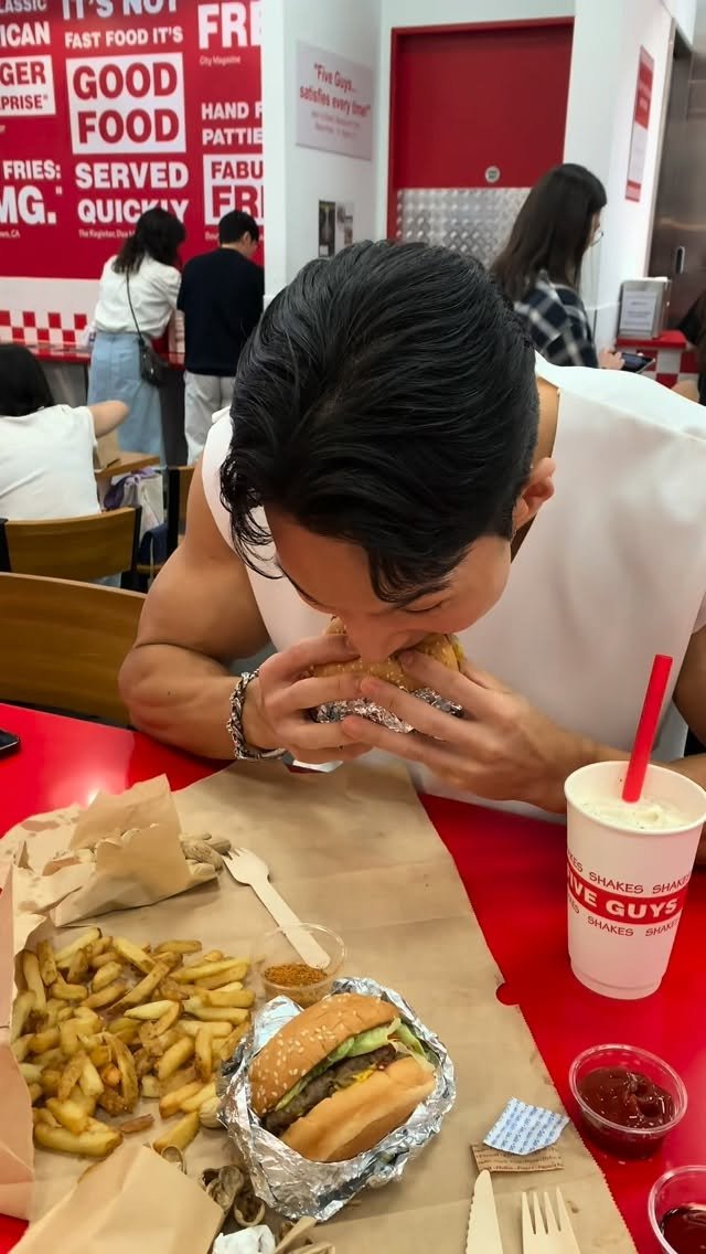 ssxngmxn 게시물 이미지: ⠀
이거시 진정한...