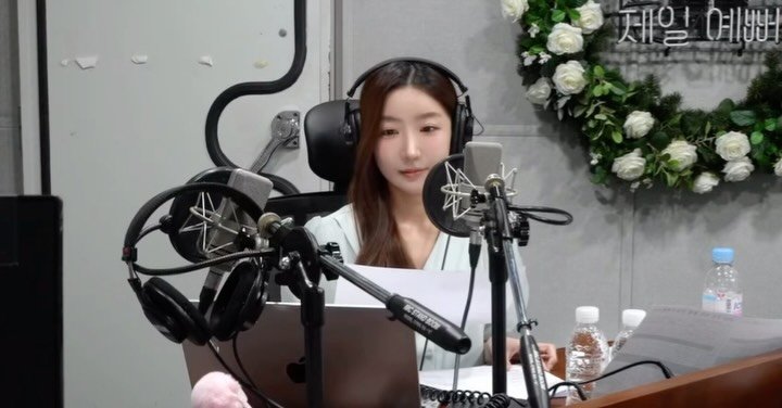 standsujin 게시물 이미지: 안동MBC 라디엔티어링 MC 기록 🩵✨

실시간으로 문자받고 소통하는 라디오는...