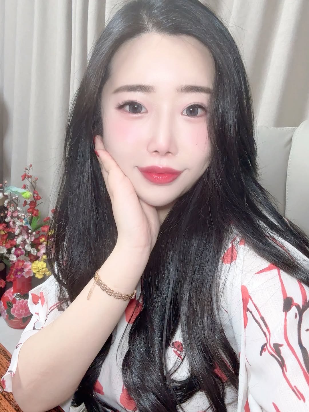 starha_0729 게시물 이미지: 젊은무당이라고 바로 바로 요즘 말로만 듣던 

 MZ무당이냐고 물어보시는 손님들 ᆢ...