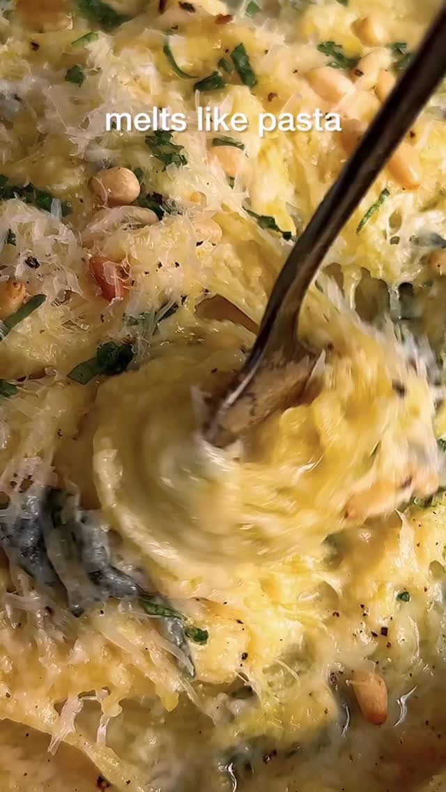 starinfinitefood 게시물 이미지: CREAMY (high protein) SPINACH PIE SPAGHETTI...