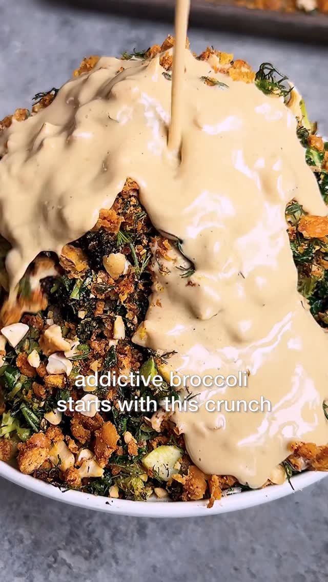starinfinitefood 게시물 이미지: ROASTED BROCCOLI SALAD WITH PARMESAN CHICKPEA...