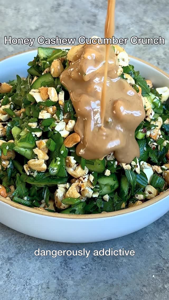 starinfinitefood 게시물 이미지: HONEY CASHEW CUCUMBER CRUNCH SALAD! This one...