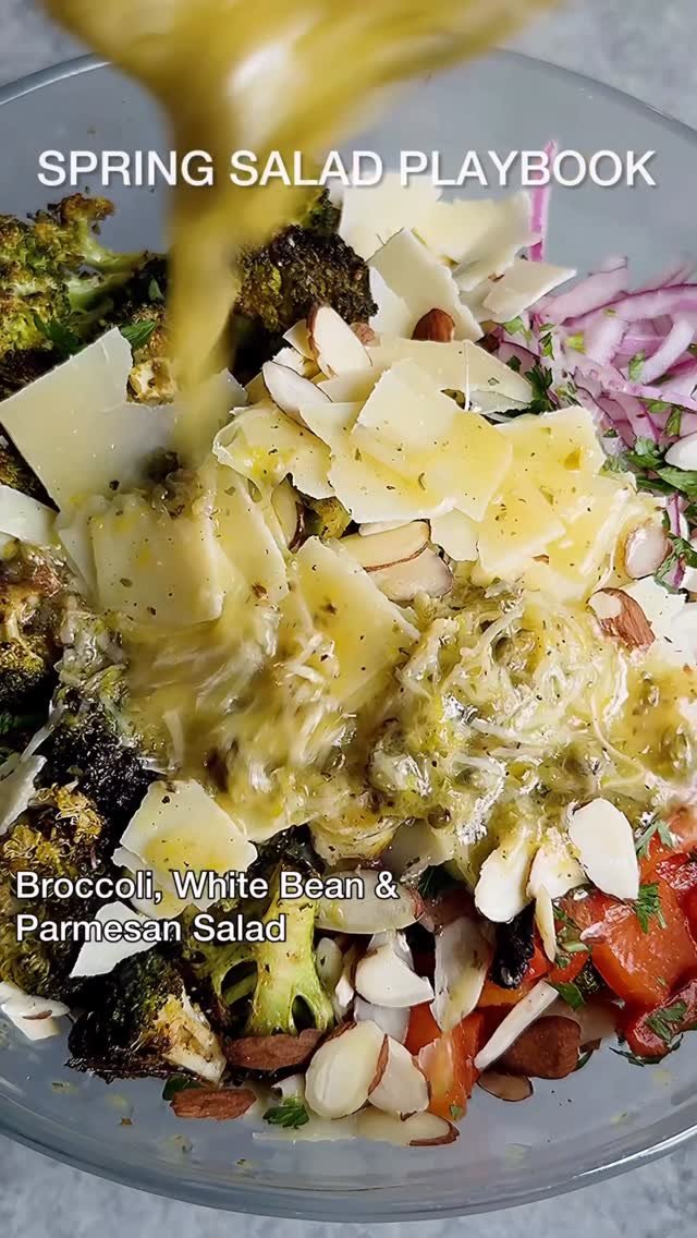 starinfinitefood 게시물 이미지: Free E-Book: SPRING SALAD PLAYBOOK! 

Stop...