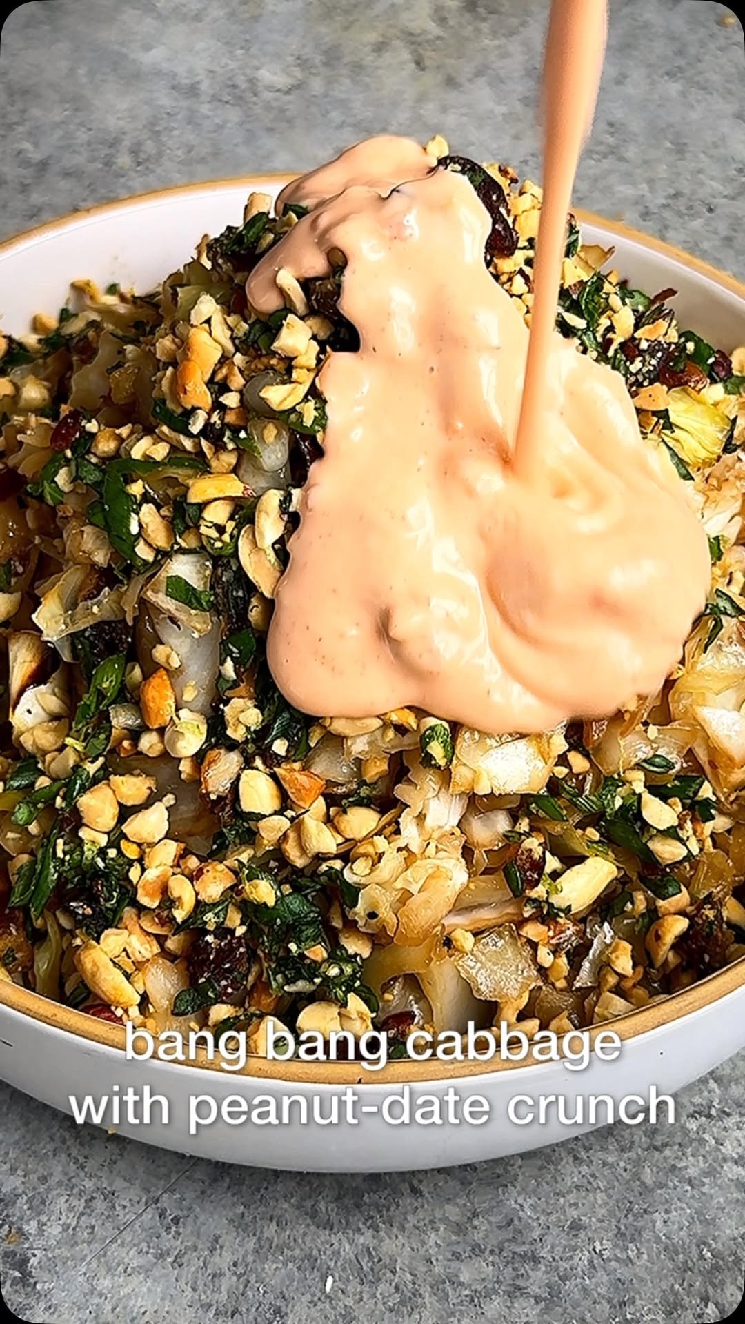 starinfinitefood 게시물 이미지: ROASTED BANG BANG CABBAGE SALAD WITH...