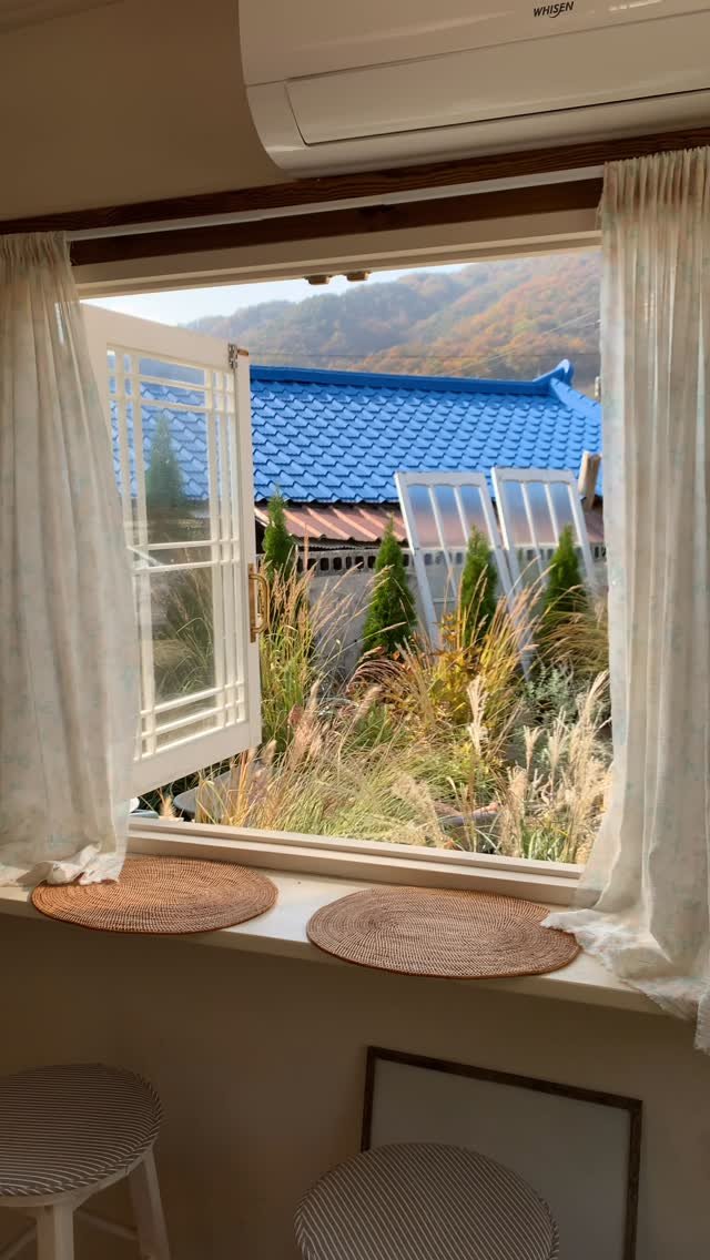 stay_the.beginning 게시물 이미지: 너무 예쁜 가을 🌾