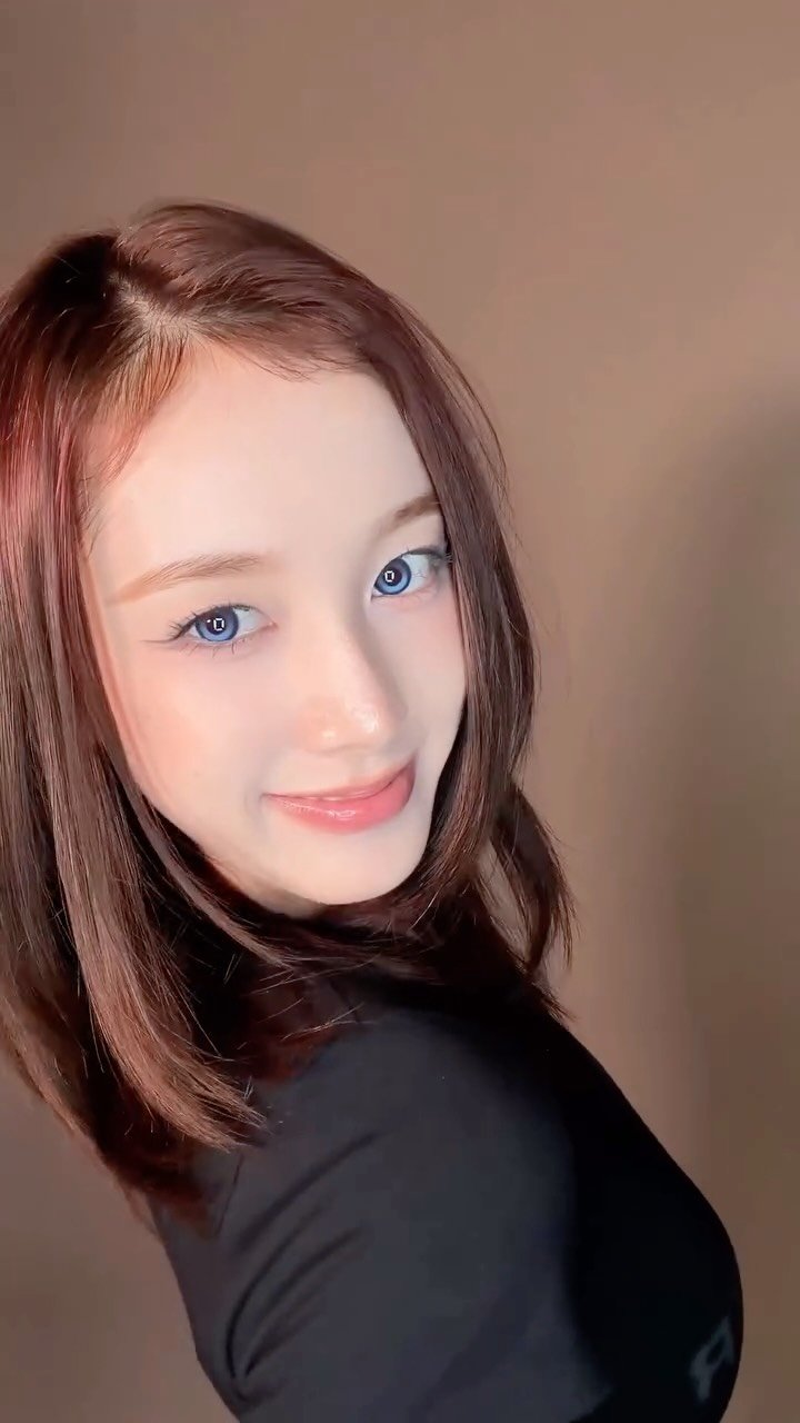 stayc_highup 게시물 이미지: 23✨

#STAYC #스테이씨 
#J #재이