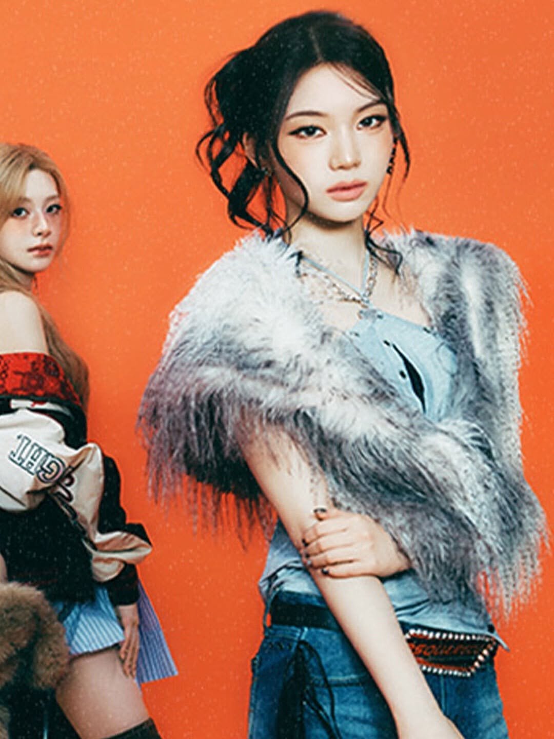 Photo by STAYC(스테이씨) on November 26, 2025. May be an image of one or more people, hair, makeup and text.