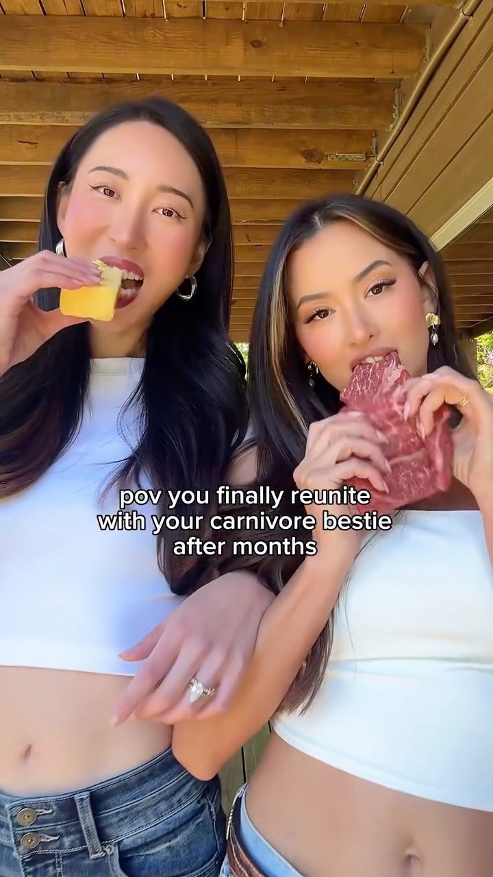 steakandbuttergal 게시물 이미지: We’re back 🤭 Did you miss us?