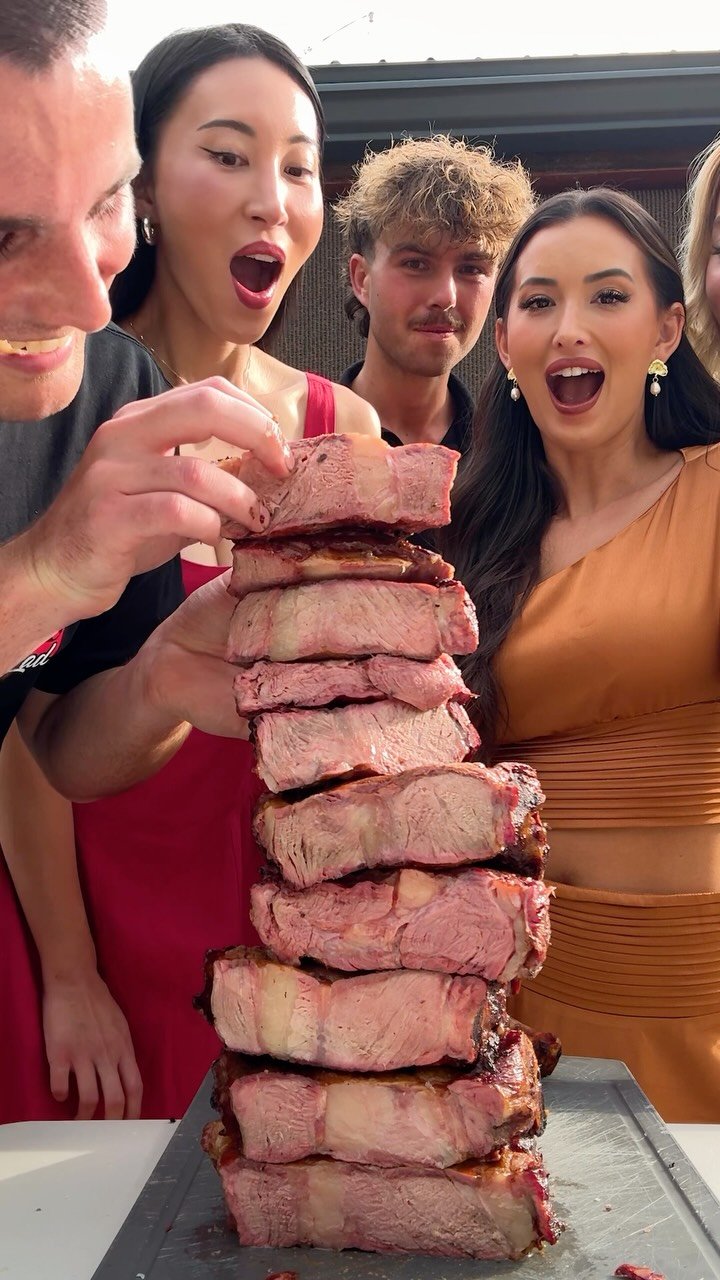 steakandbuttergal 게시물 이미지: Five Tomahawk Steaks vs Five Carnivores… these...