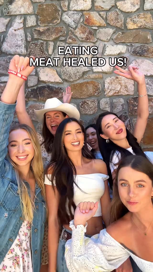 steakandbuttergal 게시물 이미지: Meat Girl Gang ⭐️
Eat the meat… join the girls...