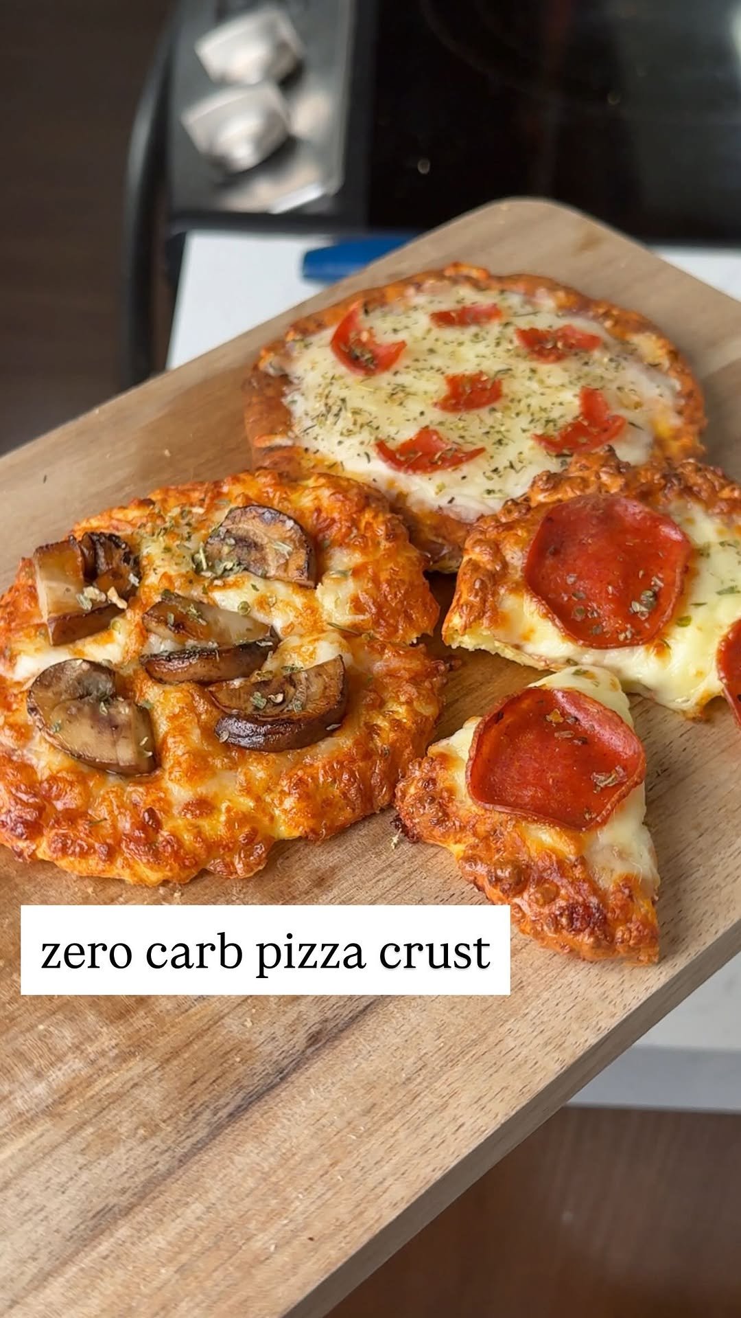 steakandbuttergal 게시물 이미지: ZERO CARB PIZZA CRUST that doesn’t just taste...