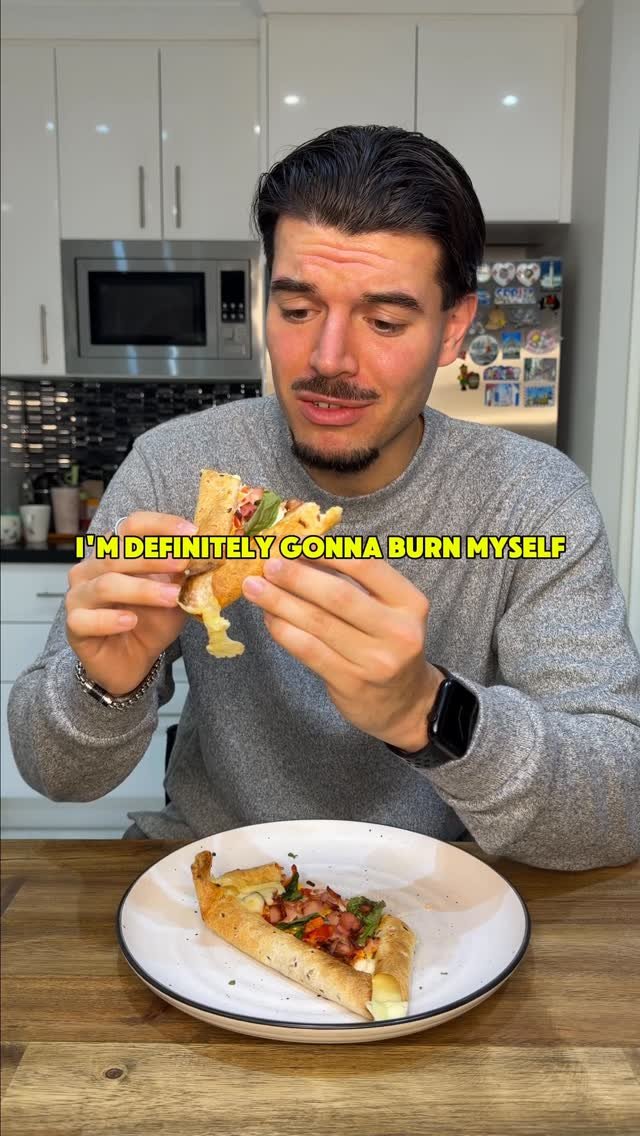 stefan_agcoaching 게시물 이미지: This might be the easiest high protein pizza...
