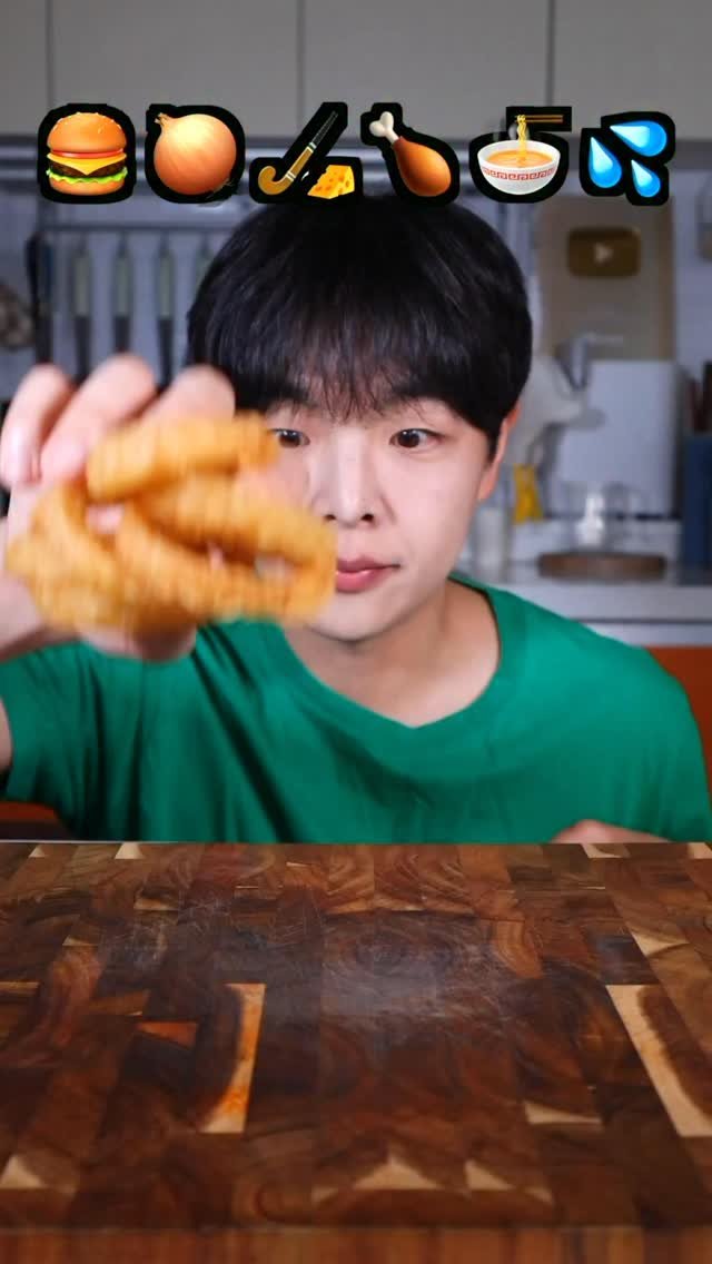 stoneychoi 게시물 이미지: Random bite challenge #challenge #mukbang #fyp