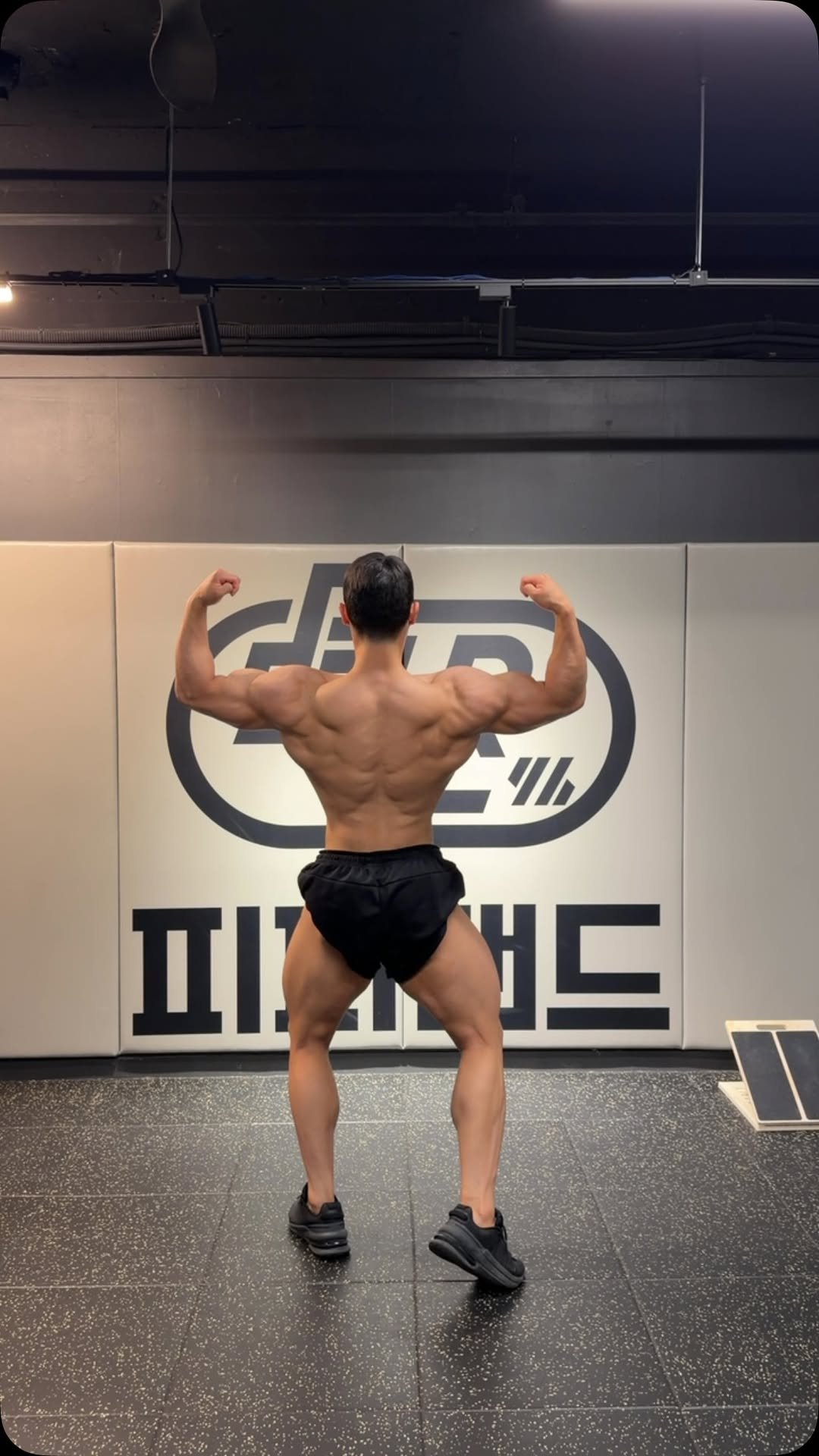 strive_for_victory 게시물 이미지: #박정환선수 
#내추럴바디빌더 
#naturalbodybuilding 

포즈는...