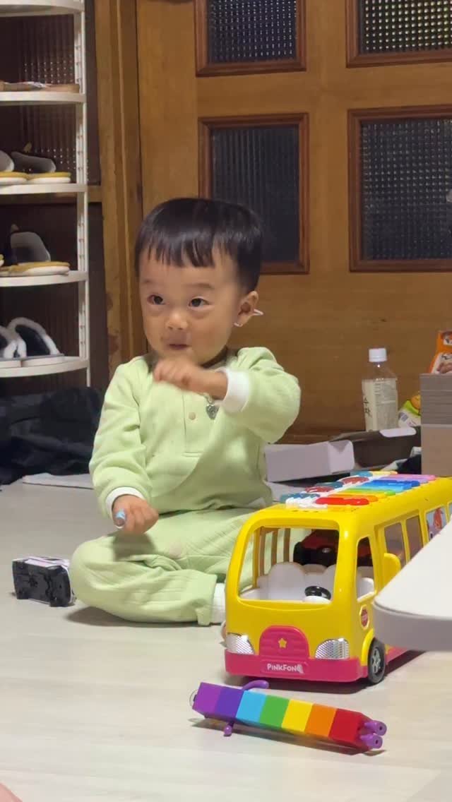 strong._.toppang 게시물 이미지: 표정이 너무 사랑시럽자너♥️♥️