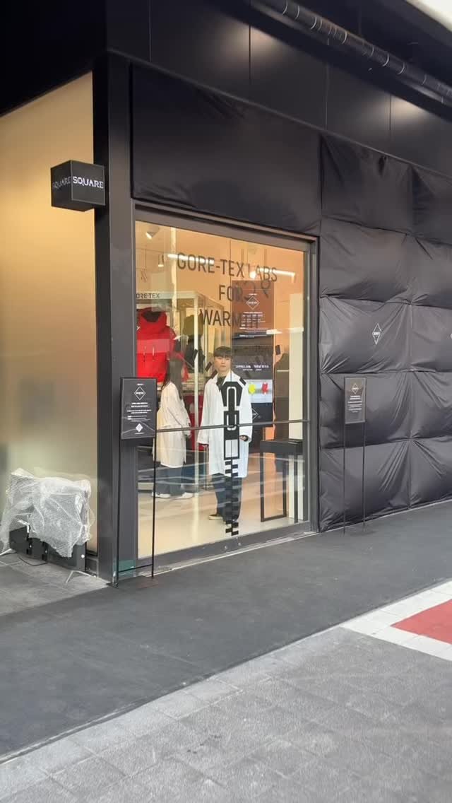 strong_jieun 게시물 이미지: 이제 패딩의 계절! 다들 패딩 구매 하셨나요?🧤
지금 성수에서는 무신사 스포츠에서...