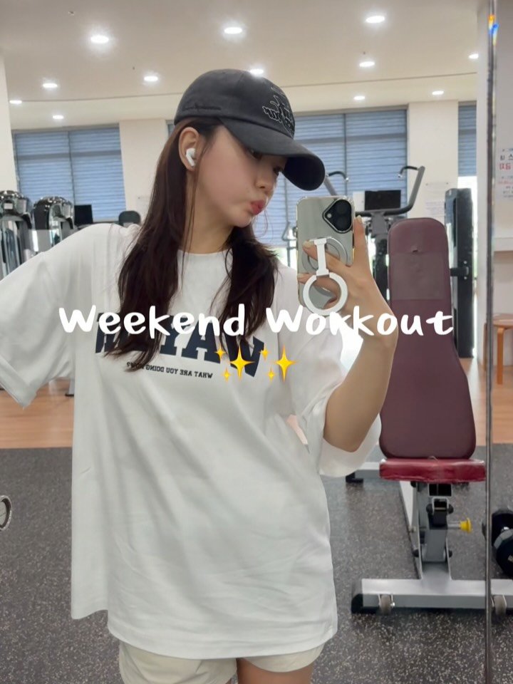 strongberry_h 게시물 이미지: 주말 아팟짐 꽤나 사람이 많아요..ㅎ
운동 인증샷만 대충 찍고 튀튀~~

리본셀에서...