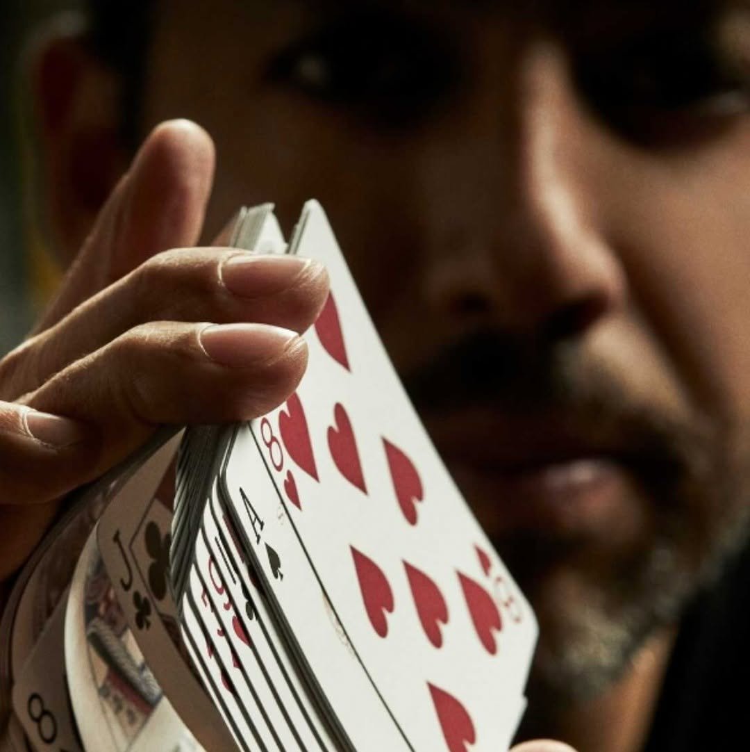 studio 게시물 이미지: Have your mind blown by @davidblaine magic...