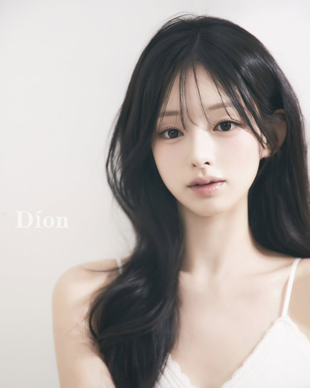 Photo by 𝐒𝐓𝐔𝐃𝐈𝐎 𝐃𝐈𝐎𝐍 일반인 프로필사진 | 배우프로필 on April 24, 2026. May be an image of one or more people, hair and text.