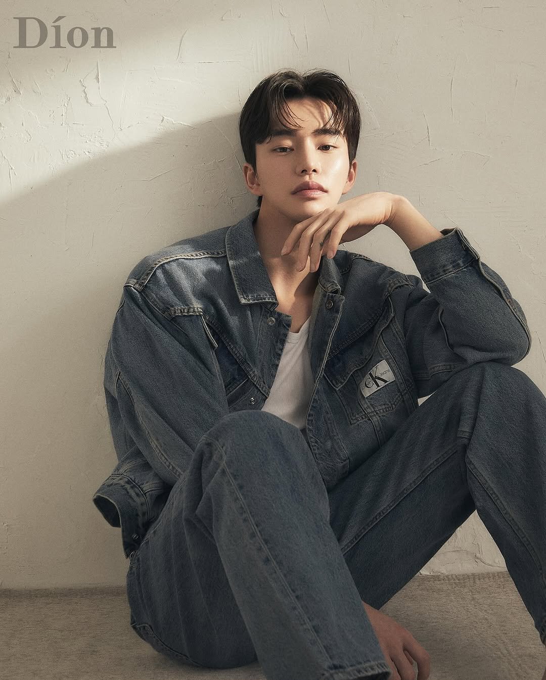 studio_dion__ 게시물 이미지: “자연스럽게, 가장 아름답게.”
#프로필 #스튜디오디온 ✨
(켈빈클라인 셋업 의상은 대여가능합니다)