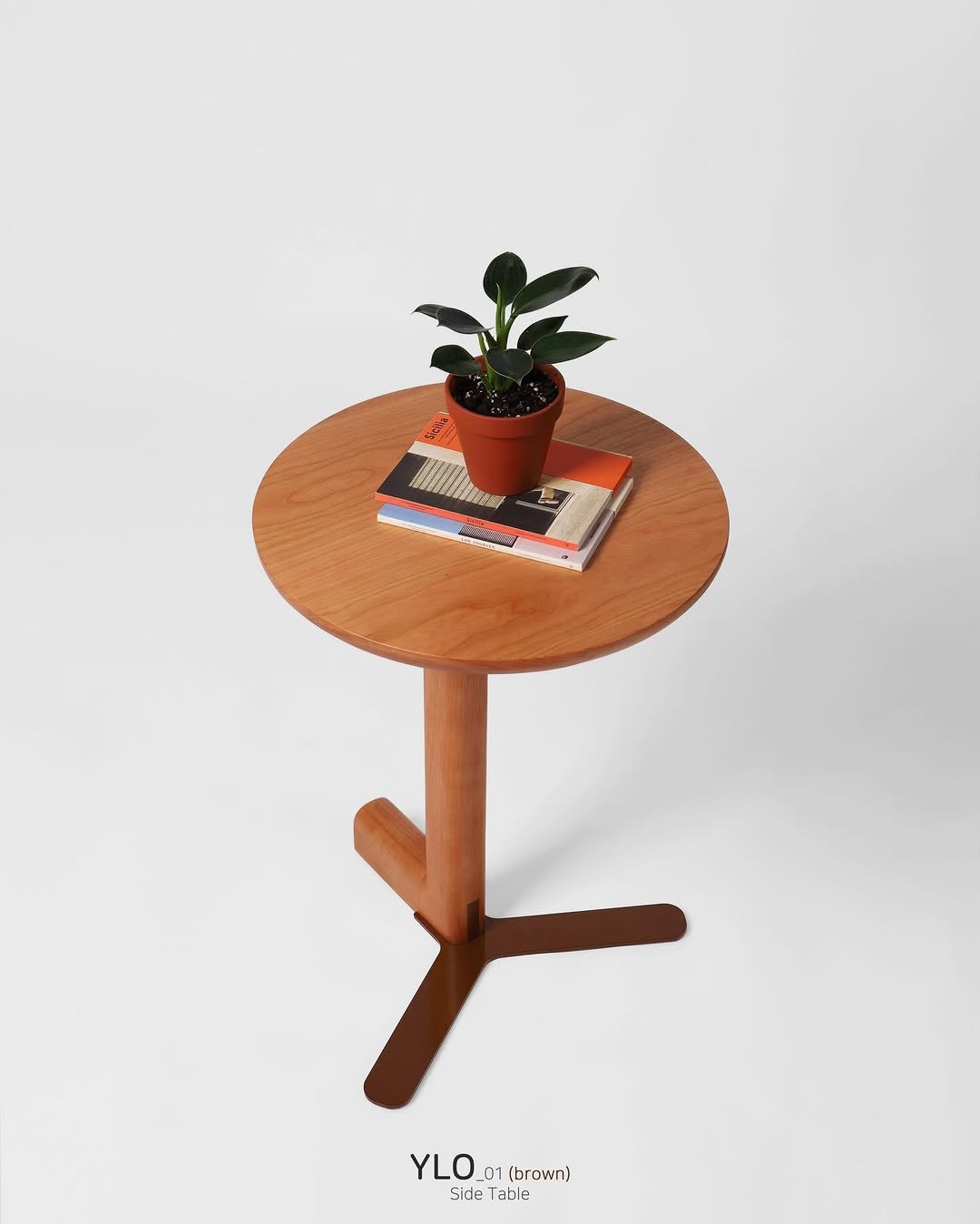 studio_ha2022 게시물 이미지: YLO_01 Side table (brown)

Spec.
cherry...