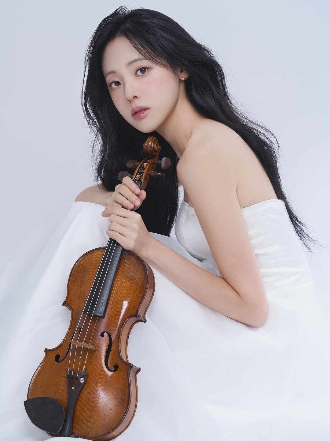 Photo by 레쿠스튜디오ㅣ 프로필사진 배우프로필 전문직프로필 연주자프로필 on August 31, 2025.