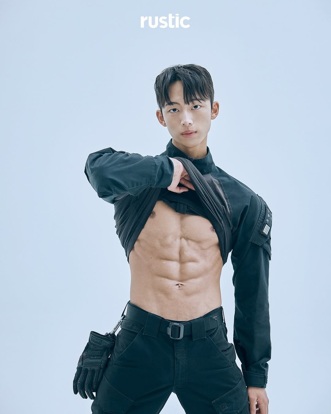 Photo shared by 러스틱 스튜디오 on March 02, 2025 tagging @mung_0205.