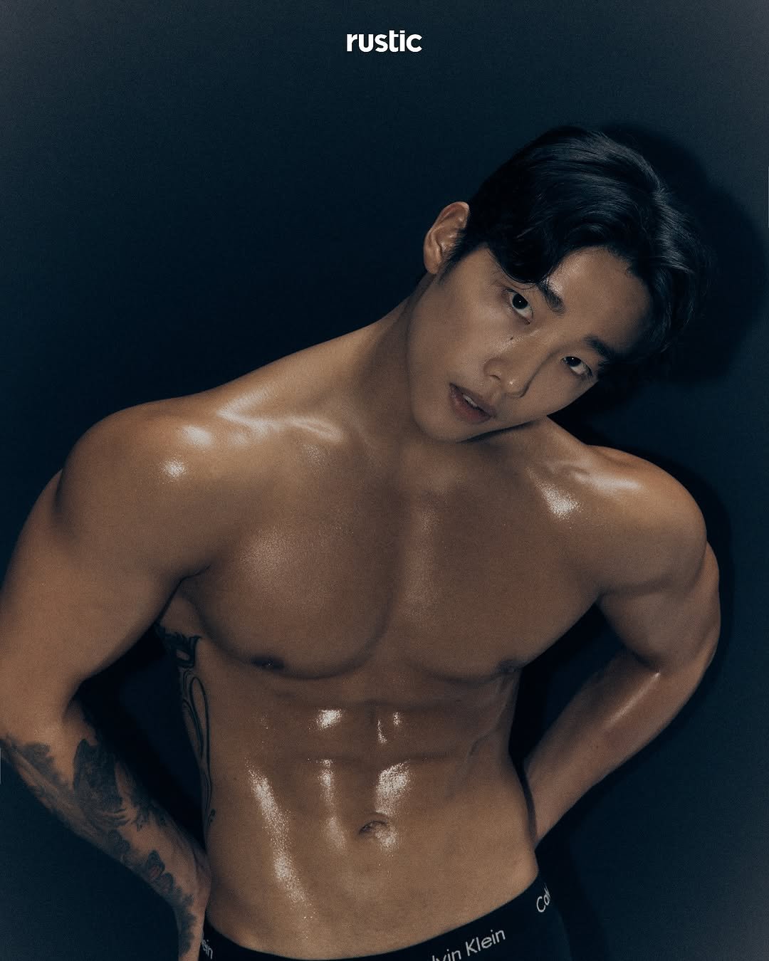 Photo by 러스틱 스튜디오 in Seoul, Korea. May be an image of one or more people, biceps, people bodybuilding and underwear.