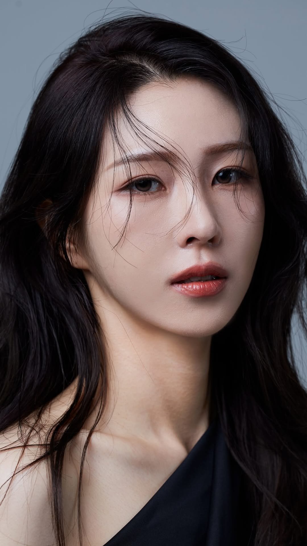 studio_u.sung_official 게시물 이미지: 좋은사진은 예쁜사진이 아닙니다

눈빛이 무언가를 속삭이는 듯한

단어가 떠오르는...