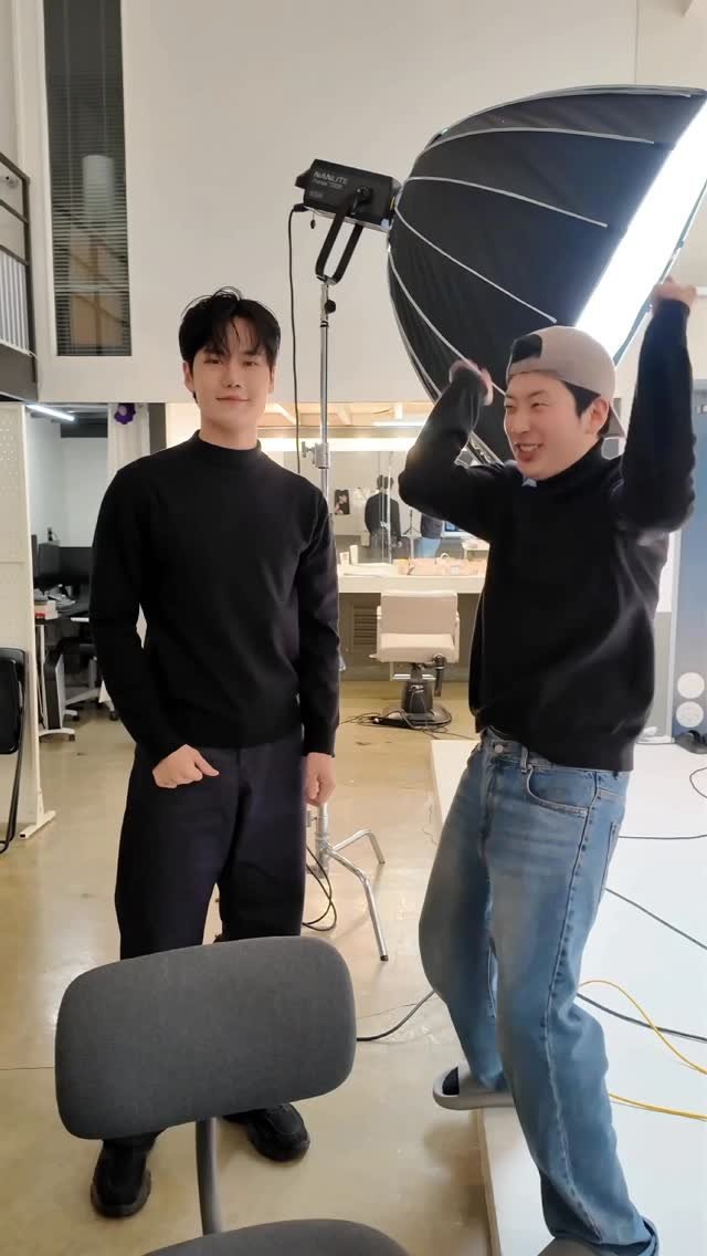 studio_u.sung_official 게시물 이미지: 고객님이 나가실때 

어떻게든 행복한 모습으로

나가실수있게 노력하자

이마음...