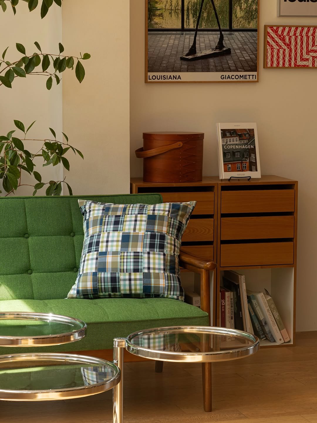 Photo shared by PULL POOL on September 07, 2025 tagging @braunhaus_kr. May be an image of futon, sofa, armchair, chaise lounge, living room, indoors and text.