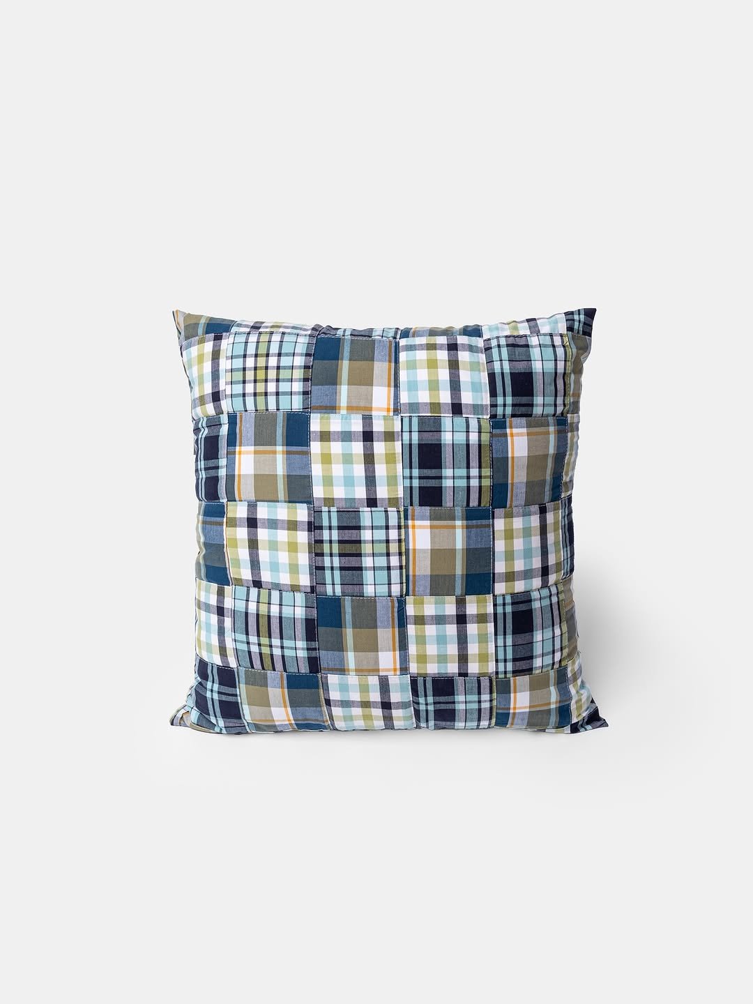 Photo shared by PULL POOL on September 07, 2025 tagging @braunhaus_kr. May be an image of flannel and text.