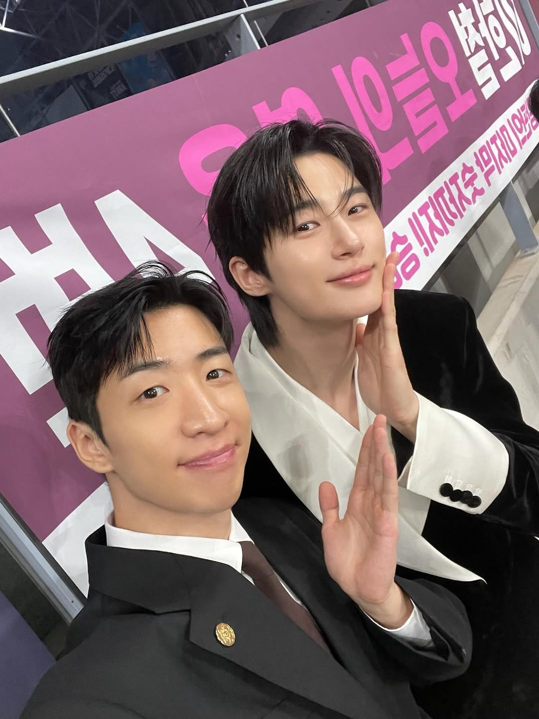 Photo shared by 유수빈 on April 20, 2026 tagging @byeonwooseok. May be an image of text.