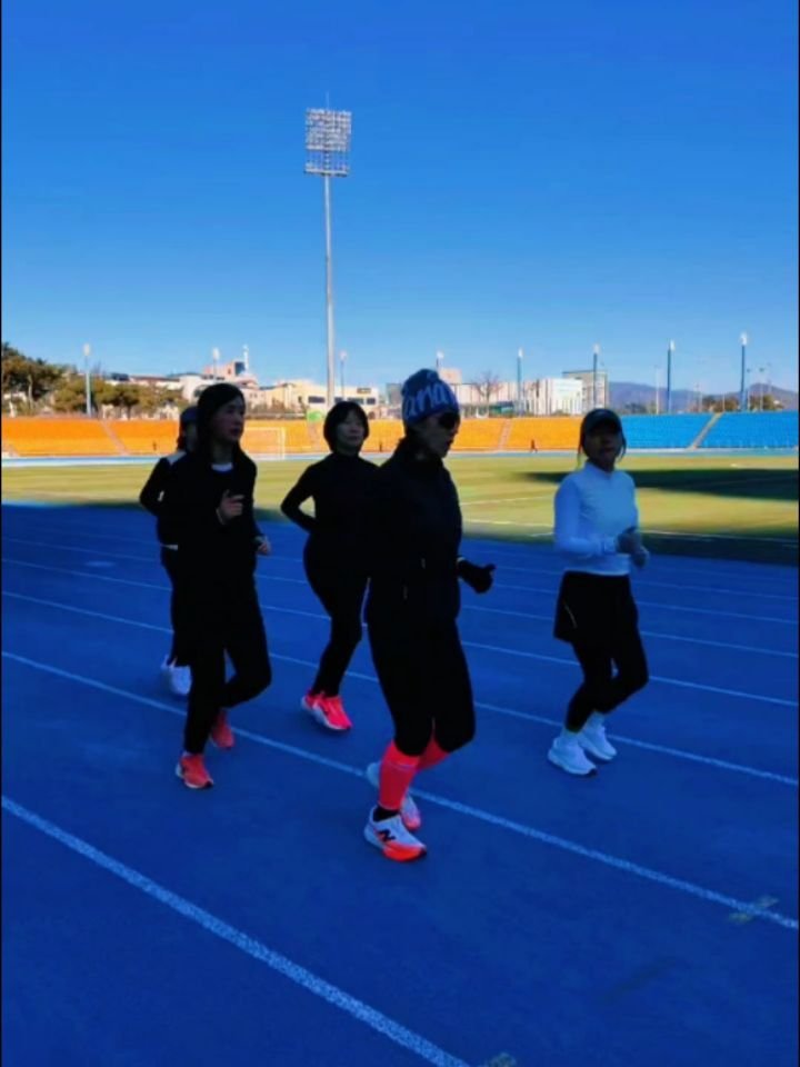 sujinssaem 게시물 이미지: 2월 22일, 대구마라톤.

저는 늘 수강생분들께 말합니다.
“현장에 답이...