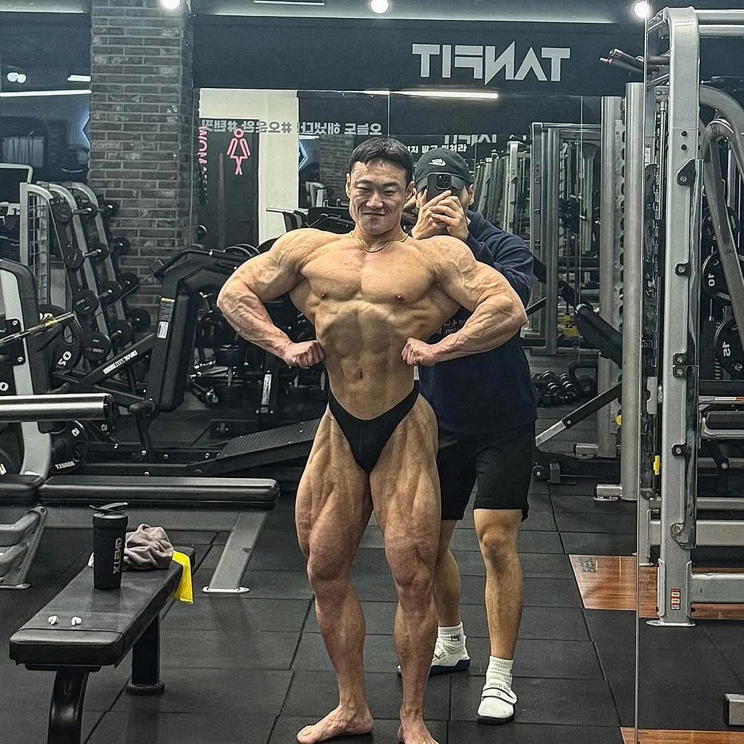 suk_nim 게시물 이미지: 즐거웡 @~^

#classicphysique