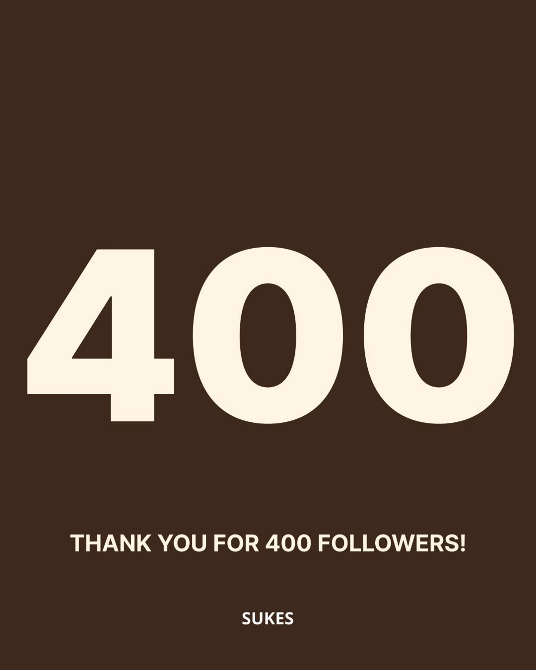 Photo by 쑥쓰 | 마케팅•트렌드•크리에이터•취업 on February 06, 2026. May be an image of poster and text that says '4 400 THANK YOU FOR 400 FOLLOWERS! SUKES'.