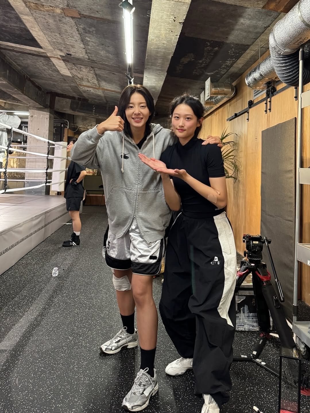 sun__fit 게시물 이미지: [무쇠소녀단2 Ep.8]
좋은 기회로, 제가 너무 좋아하는 설인아 배우님의 스파링...