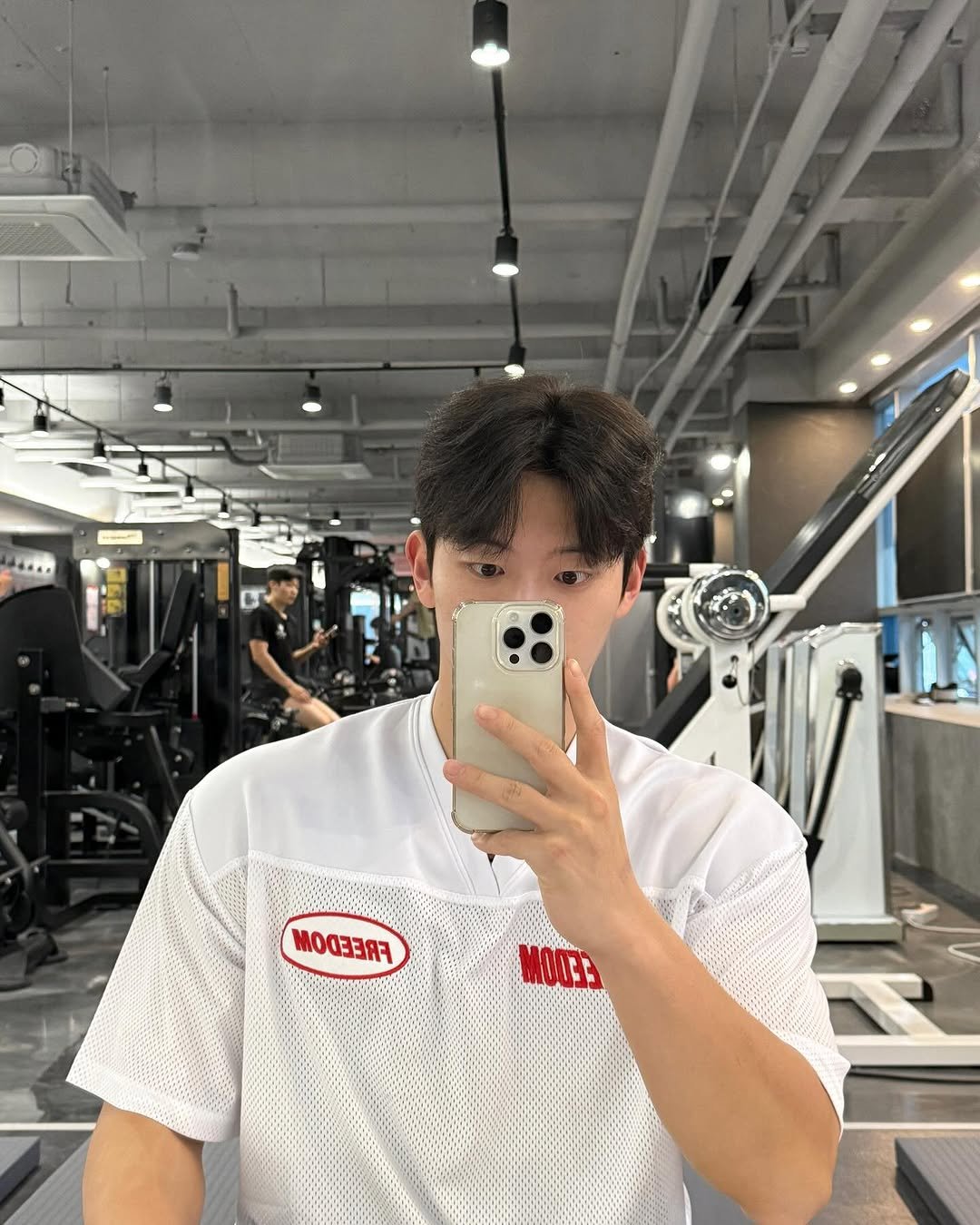 Photo shared by 민선기 on April 17, 2025 tagging @freedom__athletic.