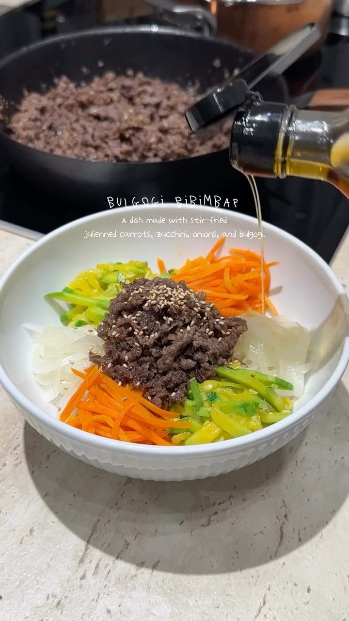sunday_rang 게시물 이미지: 🔺불고기 비빔밥🤤

역시 한식이 최고여라👍🏻👍🏻

중국 출장 3박 갔다왔다고...