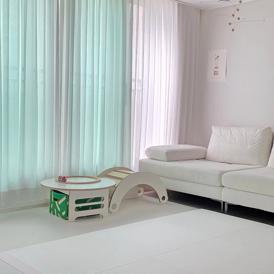 Photo shared by 방말금 on August 10, 2025 tagging @moodns.official. May be an image of curtains, chaise lounge, carpet, indoors, sliding door and text.